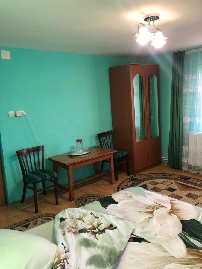 Casuta Bunicilor Isverna Exterior foto
