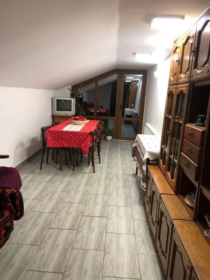 Casuta Bunicilor Isverna Exterior foto